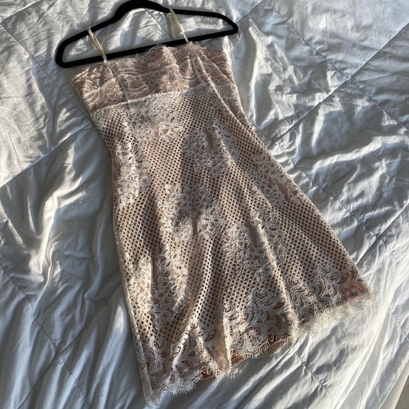 WHITE LACY DRESS - Picture 2 of 11